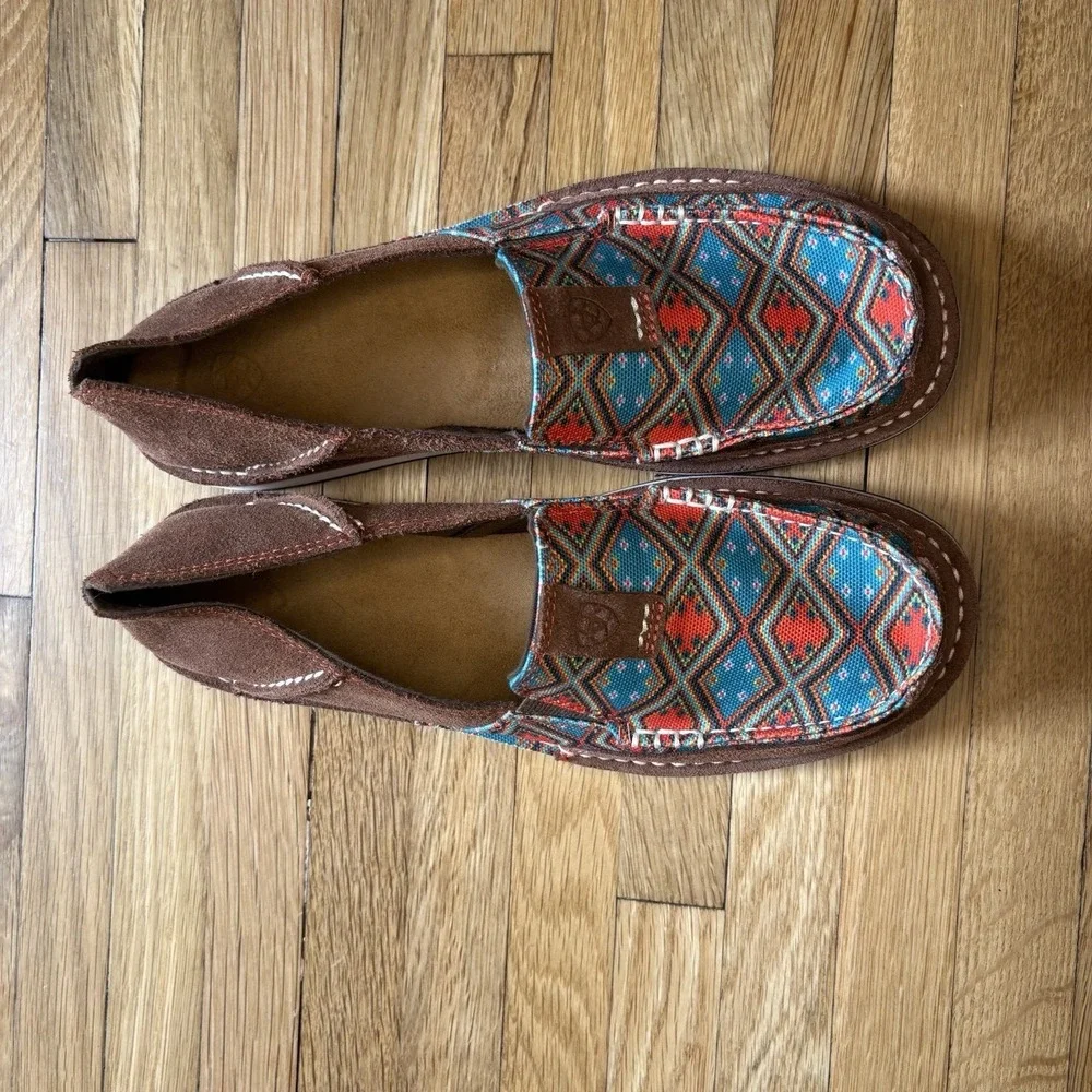 Ariat Cruiser Slip-On Shoes Woman's 9.5B Aztec Southwestern Comfort Colorful